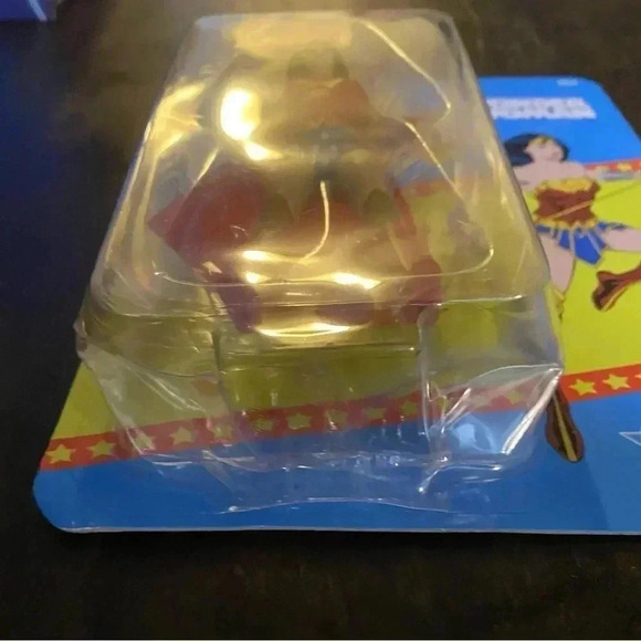 NIB Marvel Super Powers Wonder‎ Woman #7 action figure - Picture 2 of 10
